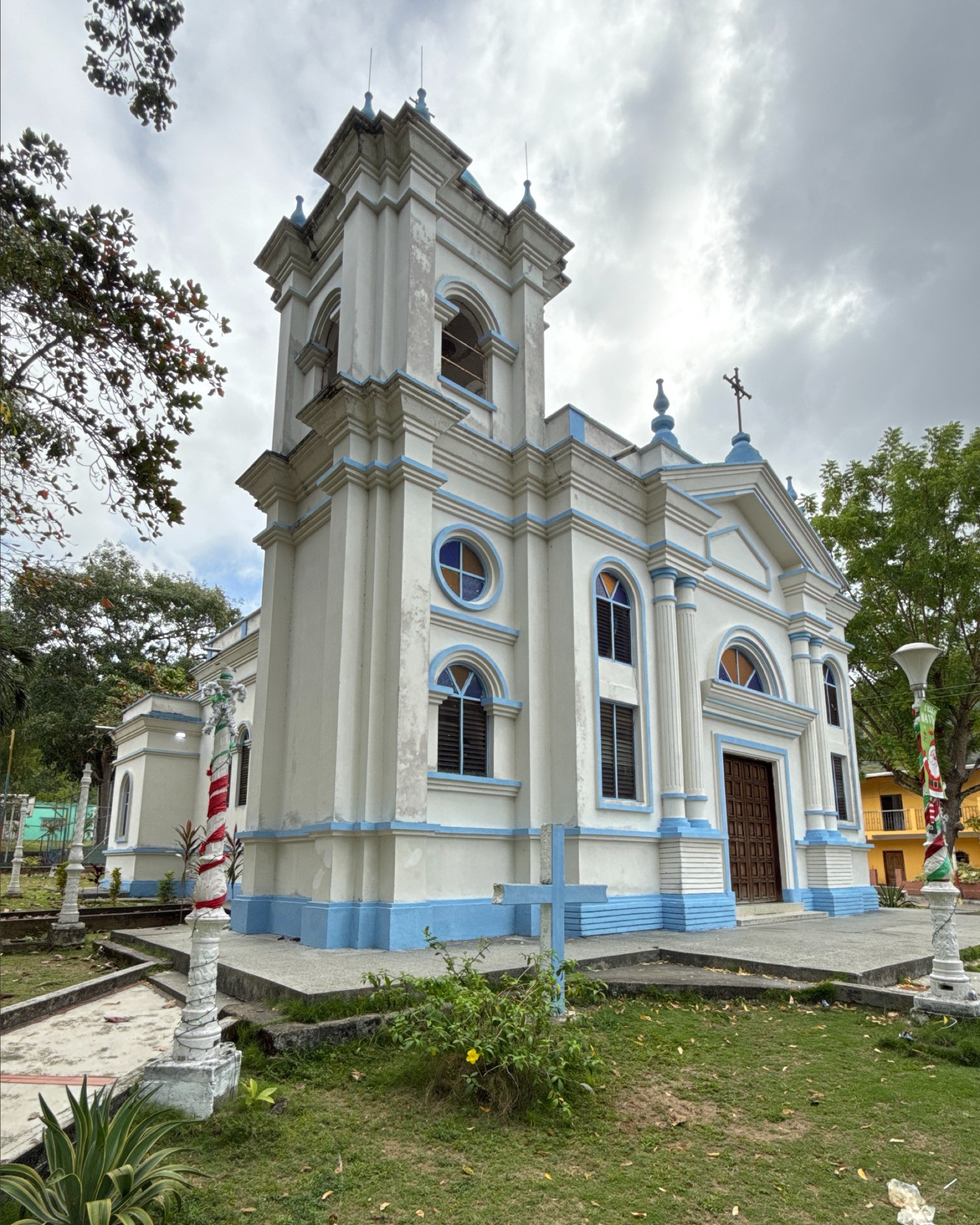 Electron Religioso