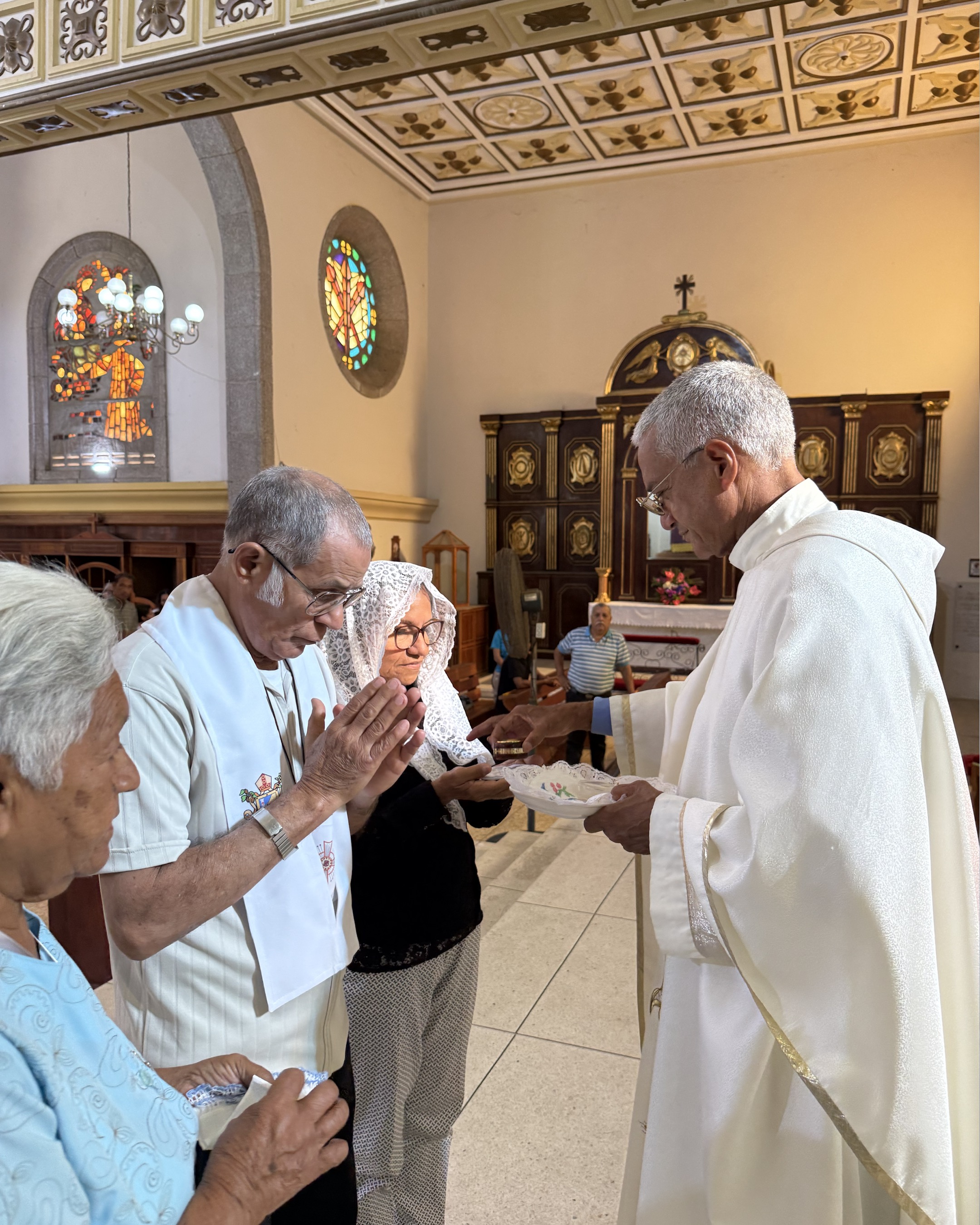 Electron Religioso